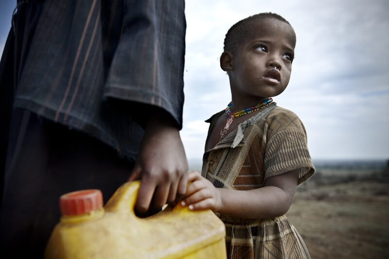 Children's path to water, Ethiopia 2010