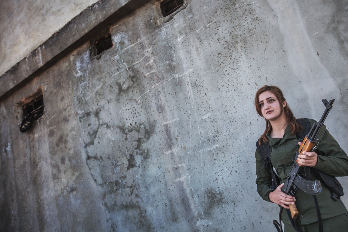 Syrian kurdish female fighters, Syria 2015